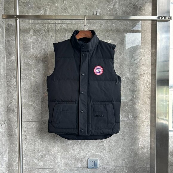 Canada Goose Freestyle Crew Gilet Vest Body Warmer Fusion Fit Black - Picture 1 of 9